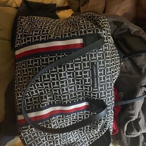Tommy Hilfiger Geometric Duffel Bag with Stripes